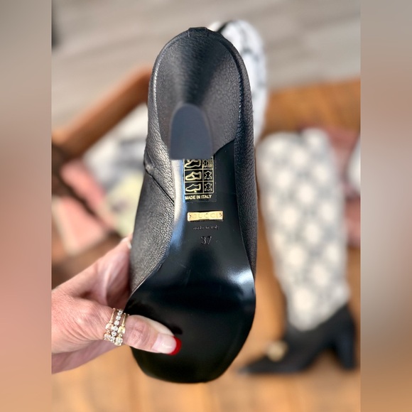 NWT GUCCI Zumi GG Monogram Tweed and Leather Knee-High Boots - Picture 8 of 10